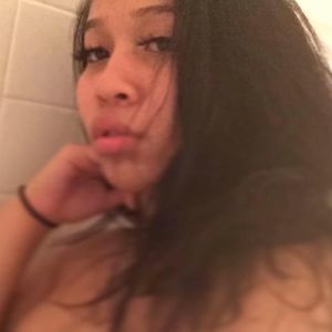 Meet your Posher, Isamar